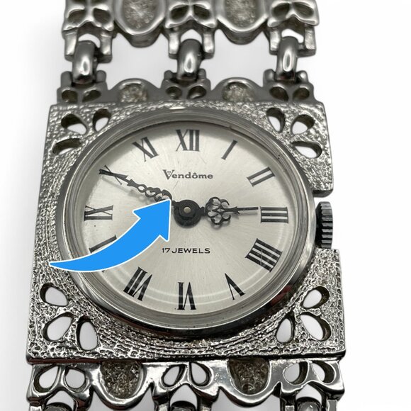 Vintage VENDOME Women's Watch 17 Jewels Hand Wind Up Silver Chunky Wristwatch - Picture 9 of 10